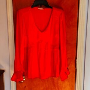 Kori  red top size medium